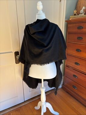 Black wool rag end cape